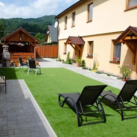 Turistická Ubytovňa Osada Pensión Liptovská Osada